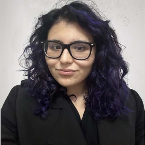 Photo of Zoe Papas